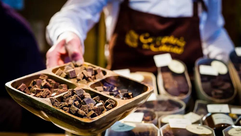Uzmanlar uyardı: Dubai'nin lüks çikolatalarına artan talep, taklitçileri de harakete geçirdi! 4