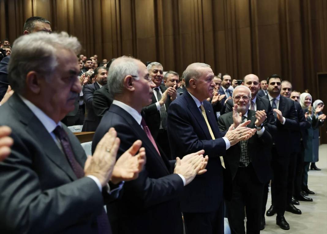 Erdoğan Özgür Özel'e çok sert konuştu: Başkomutan olarak söylüyorum ayağını denk al, almazsan denk almasını bildiririz 8
