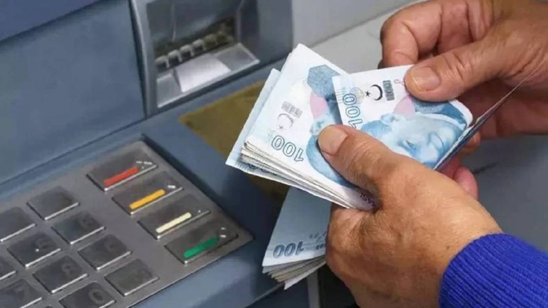 Bayram öncesi bankalardan nakit işlemi yapacaklar dikkat: Limit değişiyor... İşte, detaylar... 9