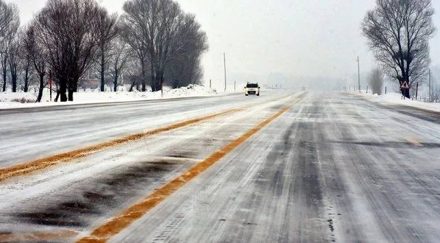 Meteoroloji açıkladı! 8 il için kar yağışı uyarısı! İç ve batı bölgelerde sıcaklıklar düşüyor: 3 Mart 2025 hava durumu 6