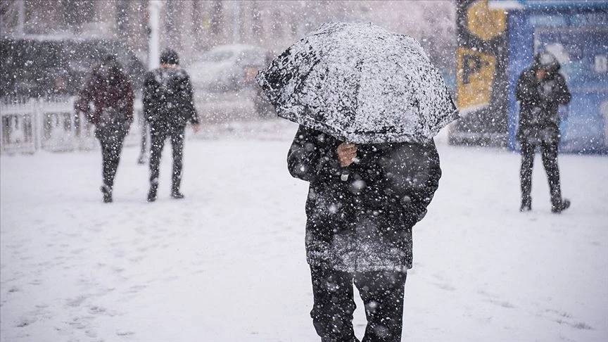 Meteoroloji açıkladı! 8 il için kar yağışı uyarısı! İç ve batı bölgelerde sıcaklıklar düşüyor: 3 Mart 2025 hava durumu 9
