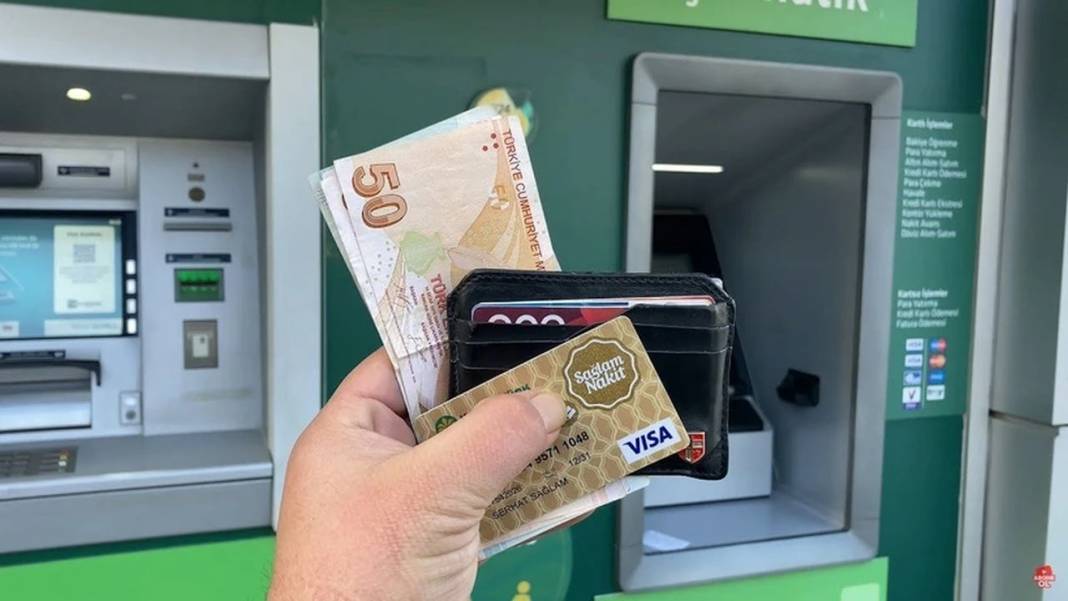 Bayram öncesi bankalardan nakit işlemi yapacaklar dikkat: Limit değişiyor... İşte, detaylar... 2