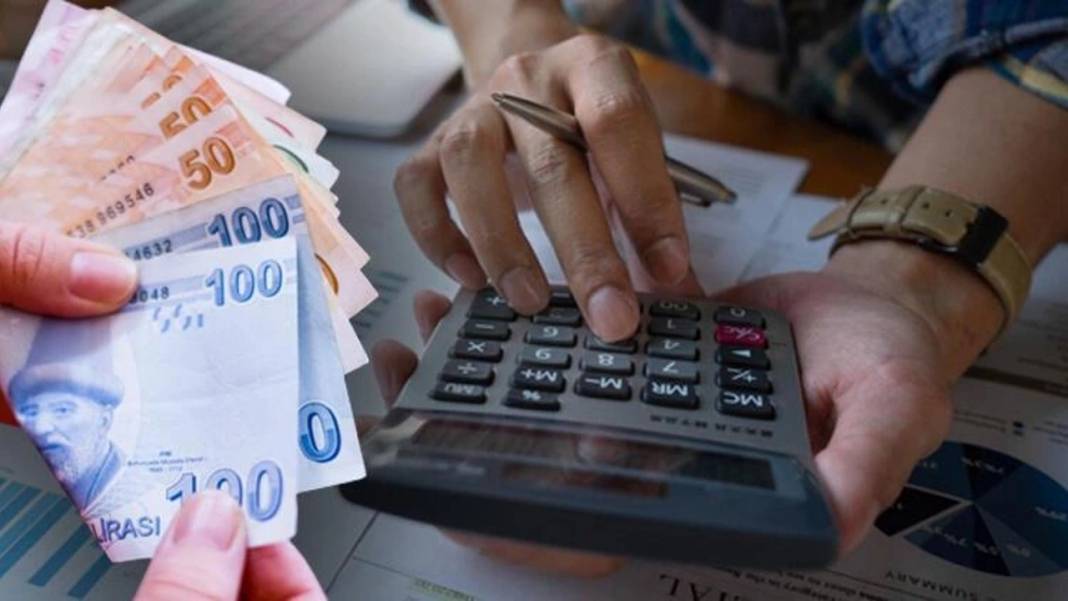 Emekli bayram ikramiyesi 4000 TL hesaplara ne zaman yatacak, kimler ikramiye alamayacak? 2