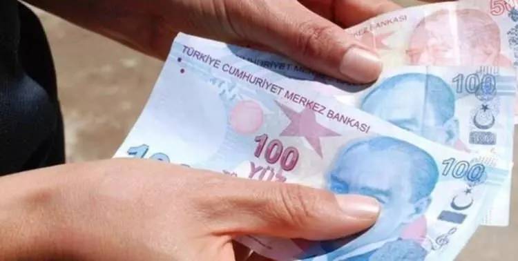 Kabine toplanıyor! İşte masadaki emekliler için bayram ikramiyesi zam formülleri 9