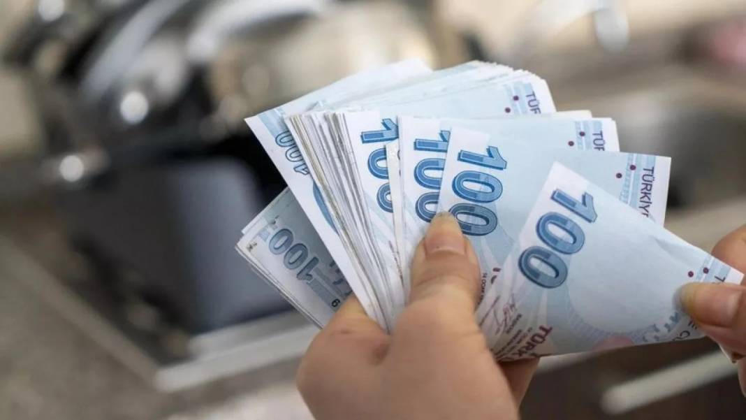 Gözler AK Parti MYK'da: Emeklinin bayram ikramiyesi artışı belli olacak! 5