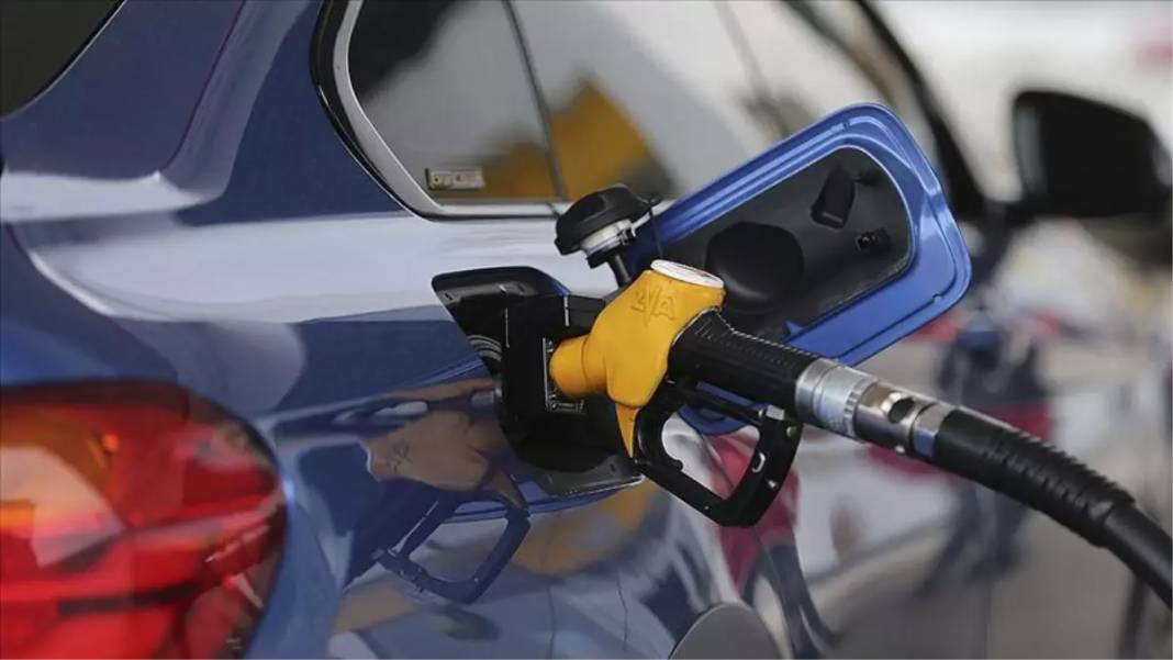 Tarih belli oldu, zam geliyor: Akaryakıtta tabela yine değişiyor! Motorin ve benzin kadar? İşte güncel akaryakıt fiyatları 10