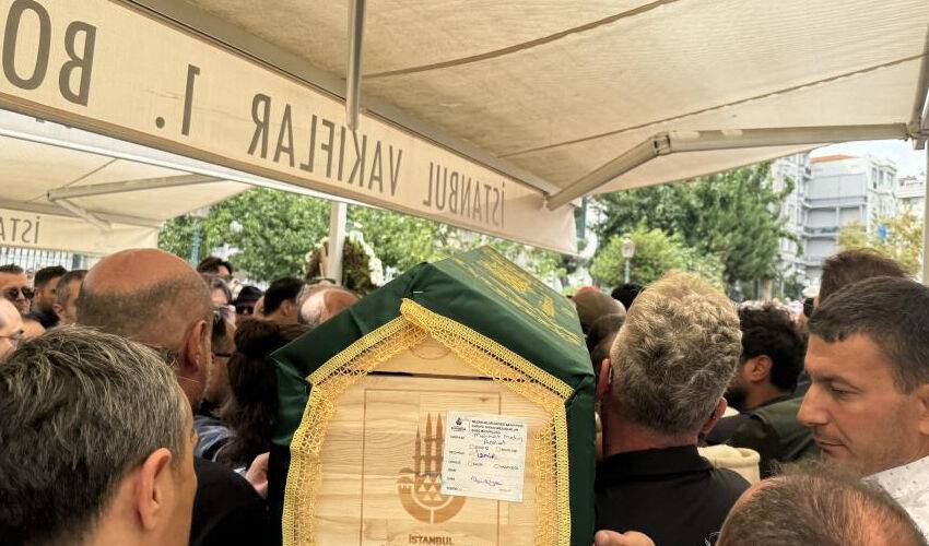 Sahnede fenalaşarak hayatını kaybetmişti: O, ünlünün ölüm nedeni ortaya çıktı, otopsi raporundaki detay şaşırttı! 3