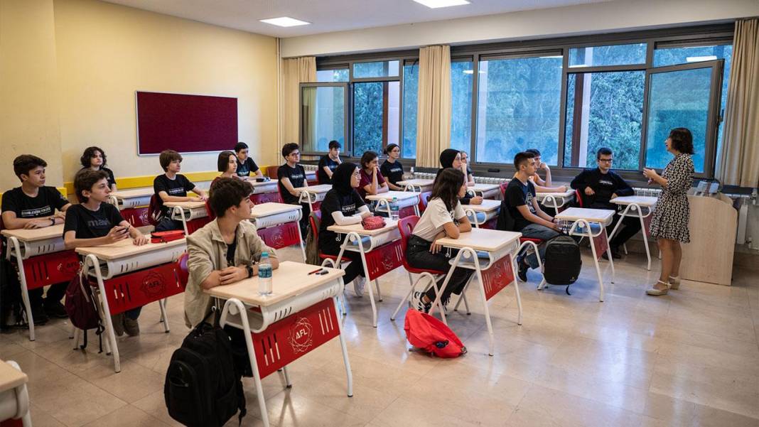 Bakan Tekin'den velileri sevindirecek haber: Okullardaki o, uygulama tarih oluyor! 1