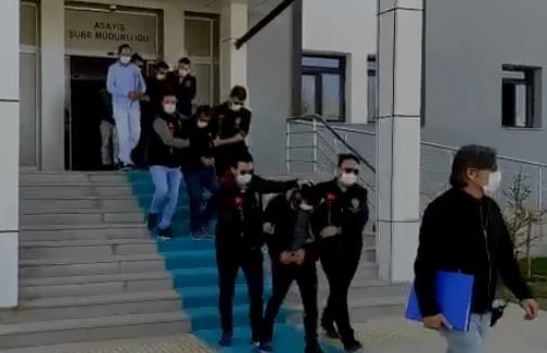 15 yıllık cinayet olay yerindeki bir damla kanla çözüldü