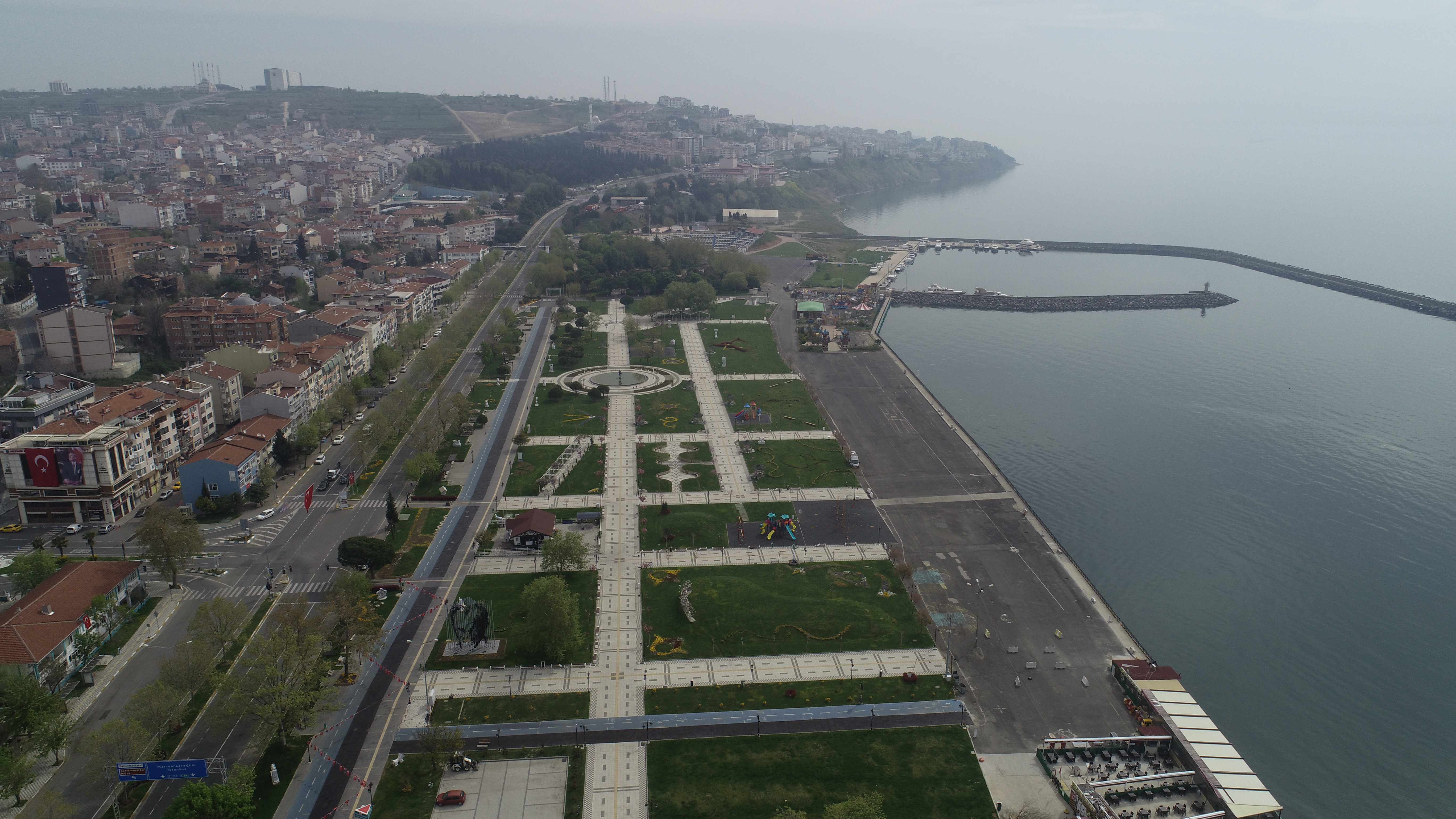 Trakya tam kapanmada sessizliğe büründü
