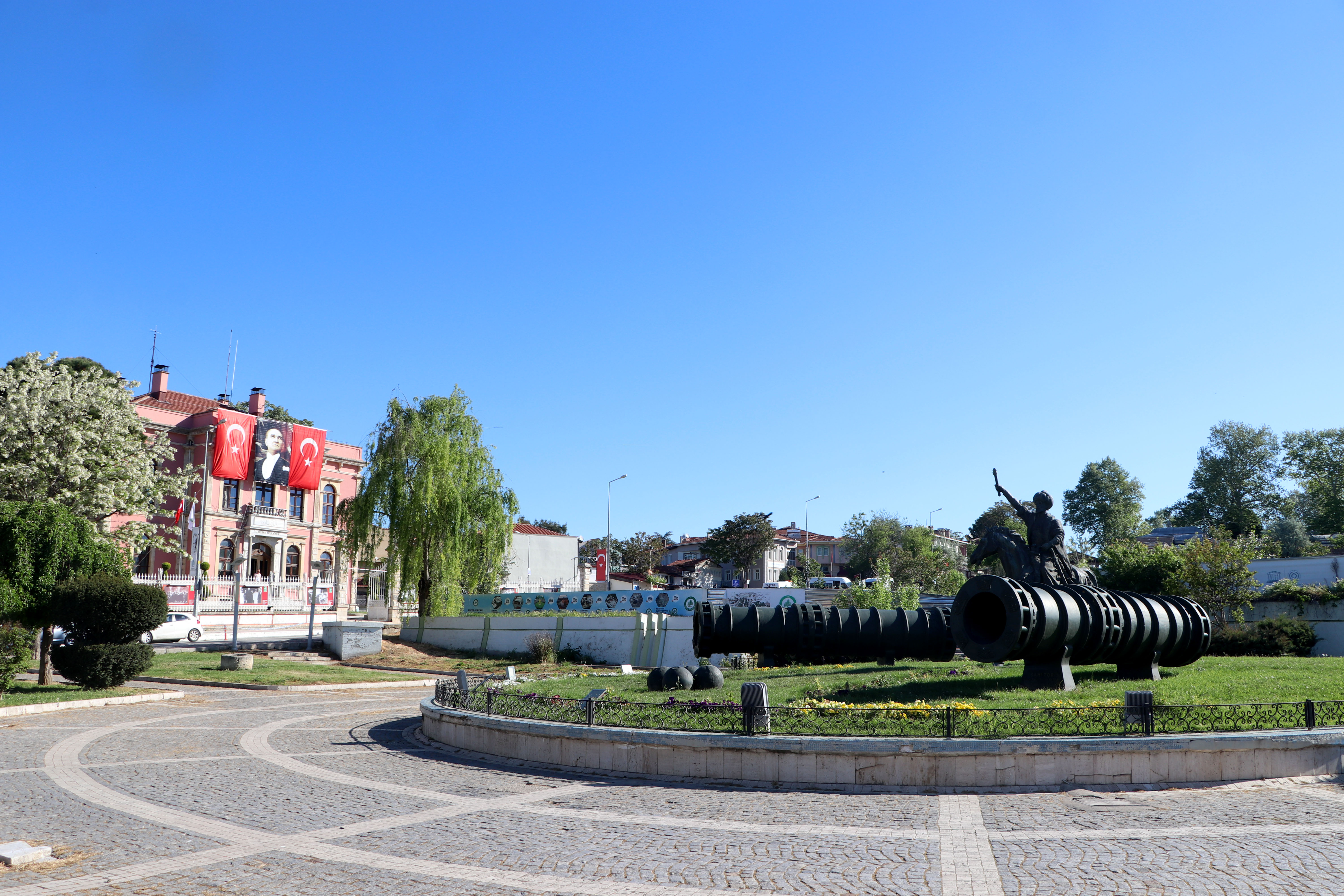 Trakya'da tam kapanmayı sessiz geçiriyor