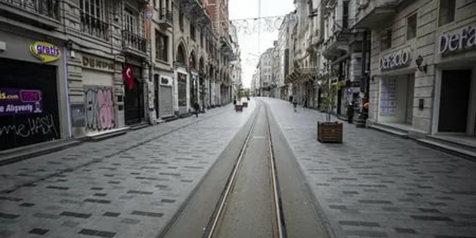 Gazeteci Işık'tan normalleşme yorumu "Akşam ve hafta sonu yasakları devam edecek gibi görünüyor"