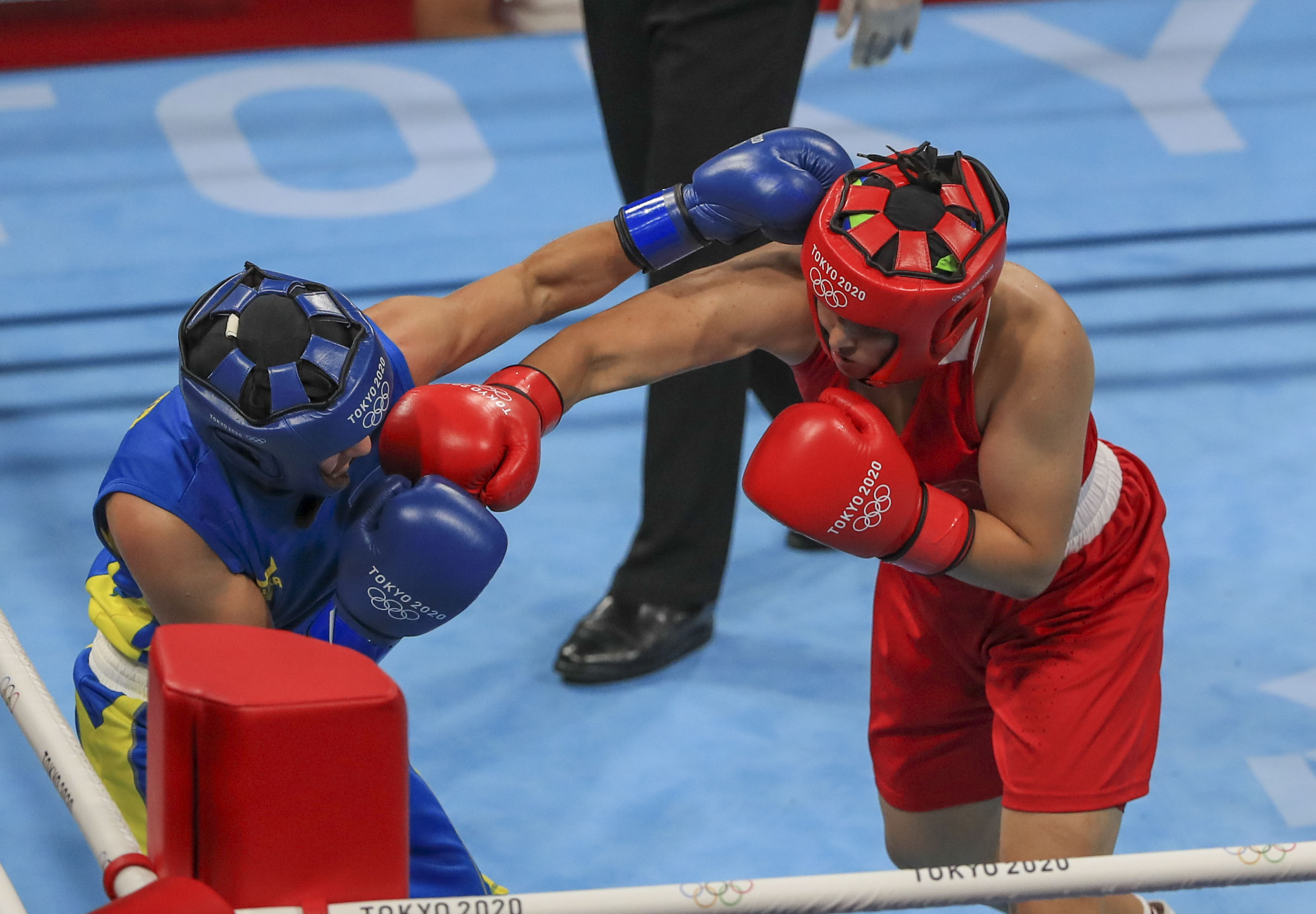 Busenaz Sürmeli Tokyo Olimpiyatları'nda yarı finale yükseldi!