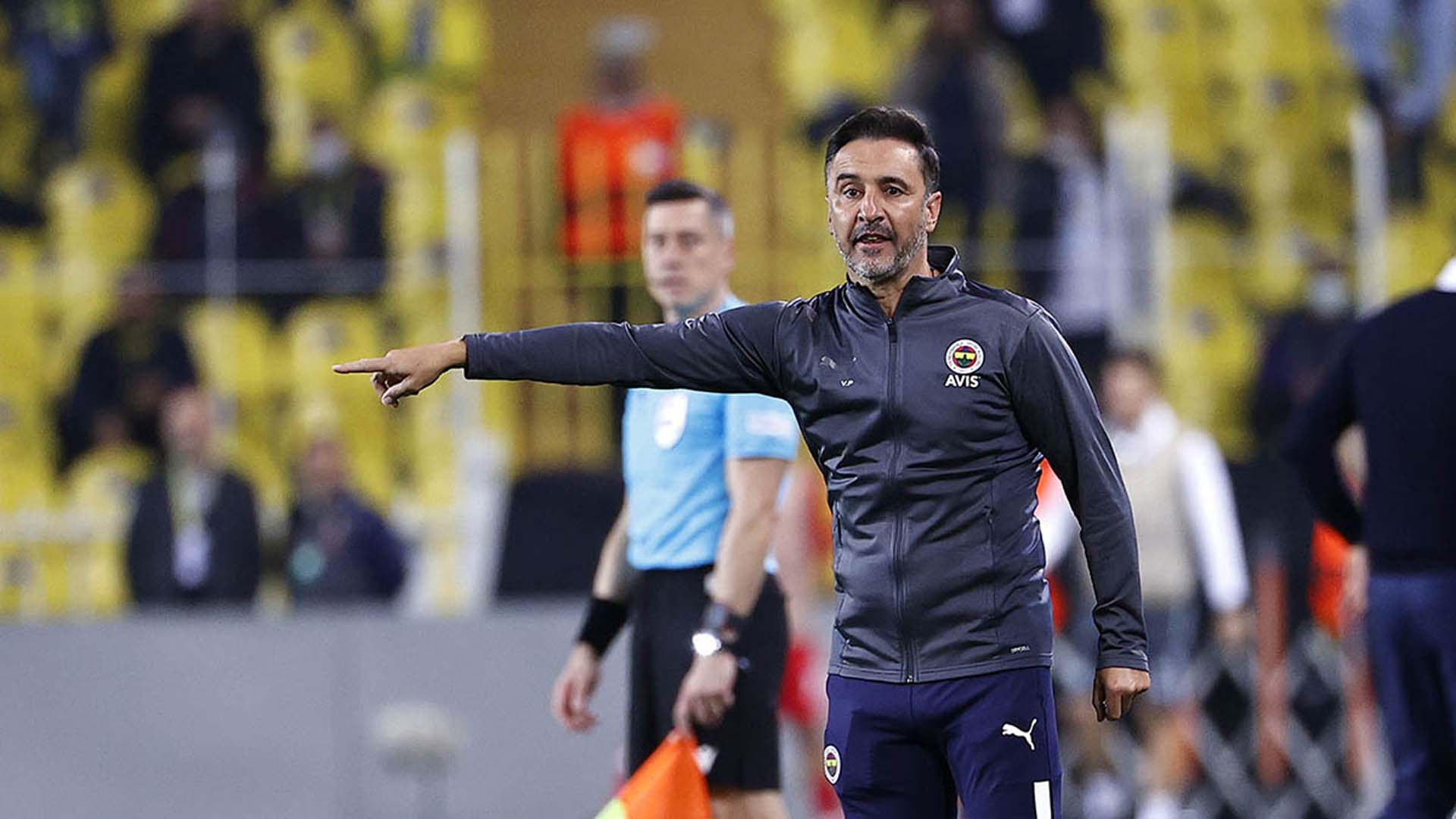 Vitor Pereira'dan taraftarı kızdıran açıklama: "UEFA kupasını alacağımızı düşünen var mı?"