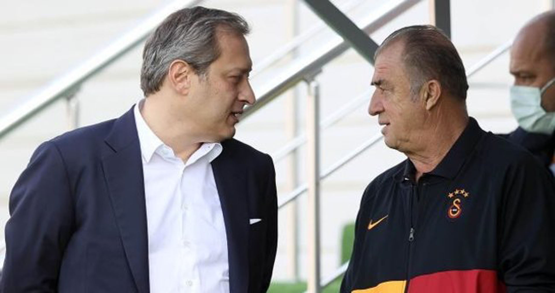 Cimbomda sular durulmuyor! Fatih Terim ile Burak Elmas arasında soğuk savaş!