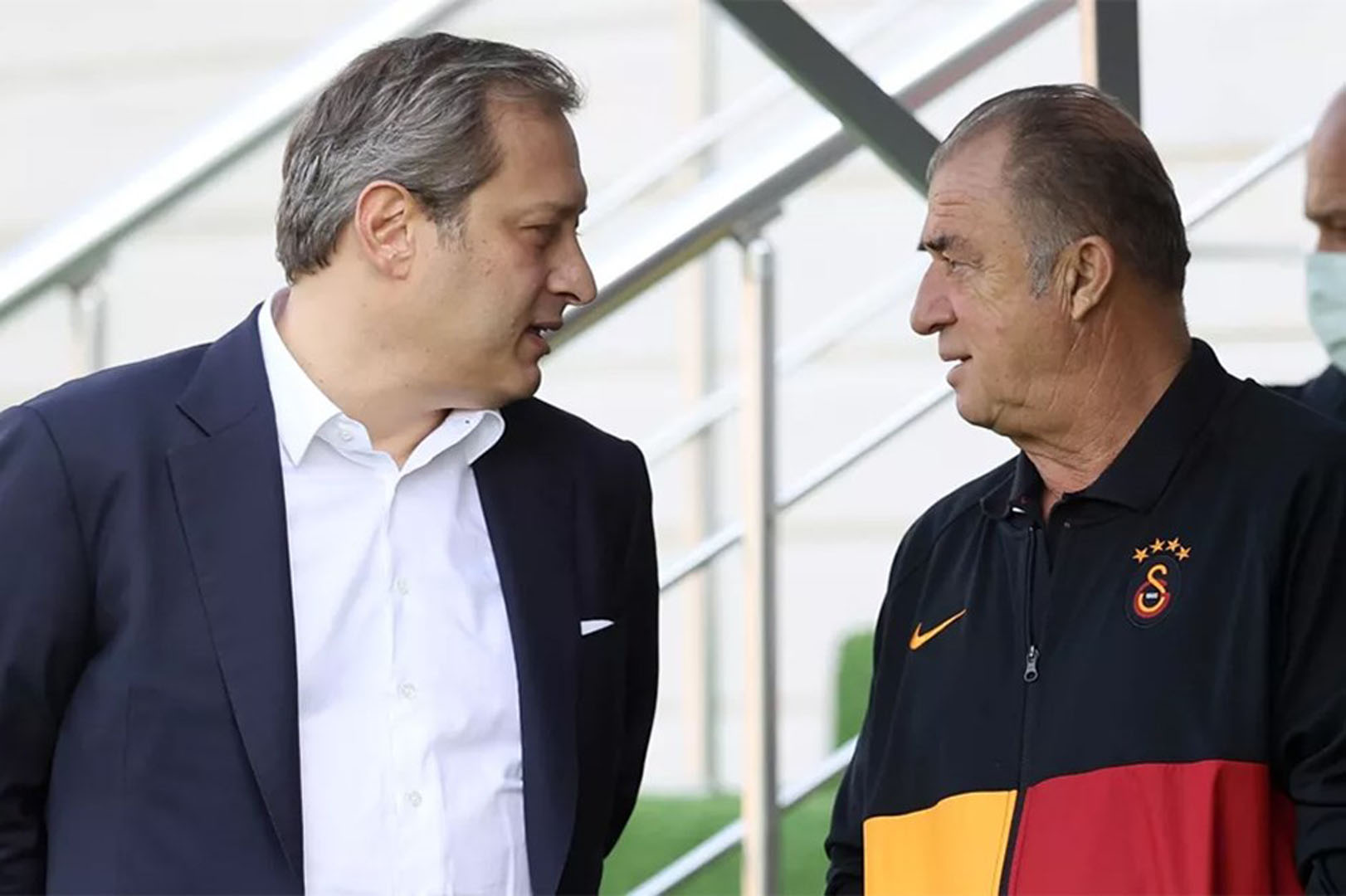 Yönetimin hamlesine Fatih Terim'den yanıt! Johan Elmander ve Riera geri dönüyor!