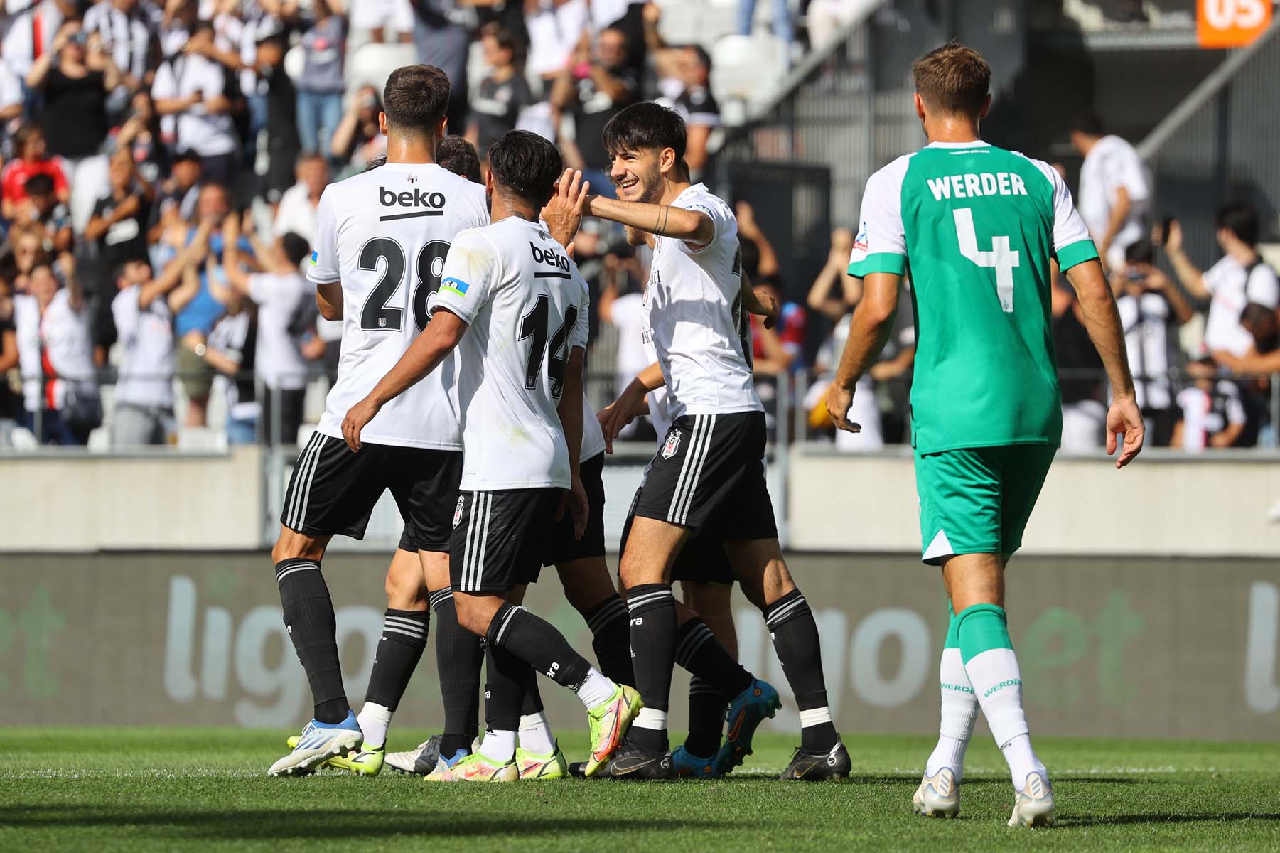 Hazırlık maçı: Beşiktaş 2- 1   Werder Bremen | Maç sonucu