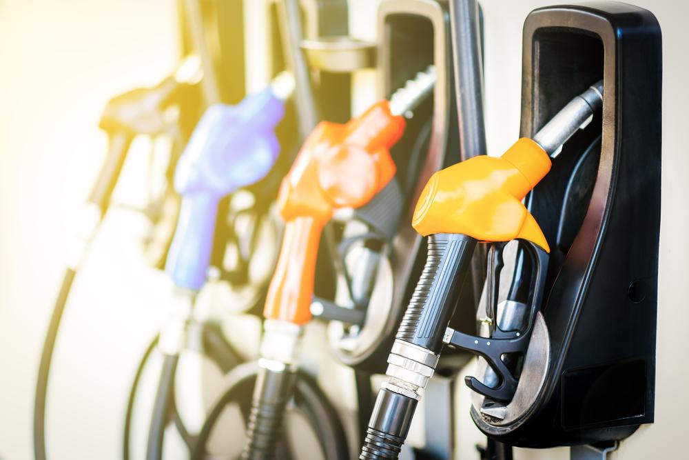 Araç sahiplerinin beklediği haber! Motorine indirim geliyor...