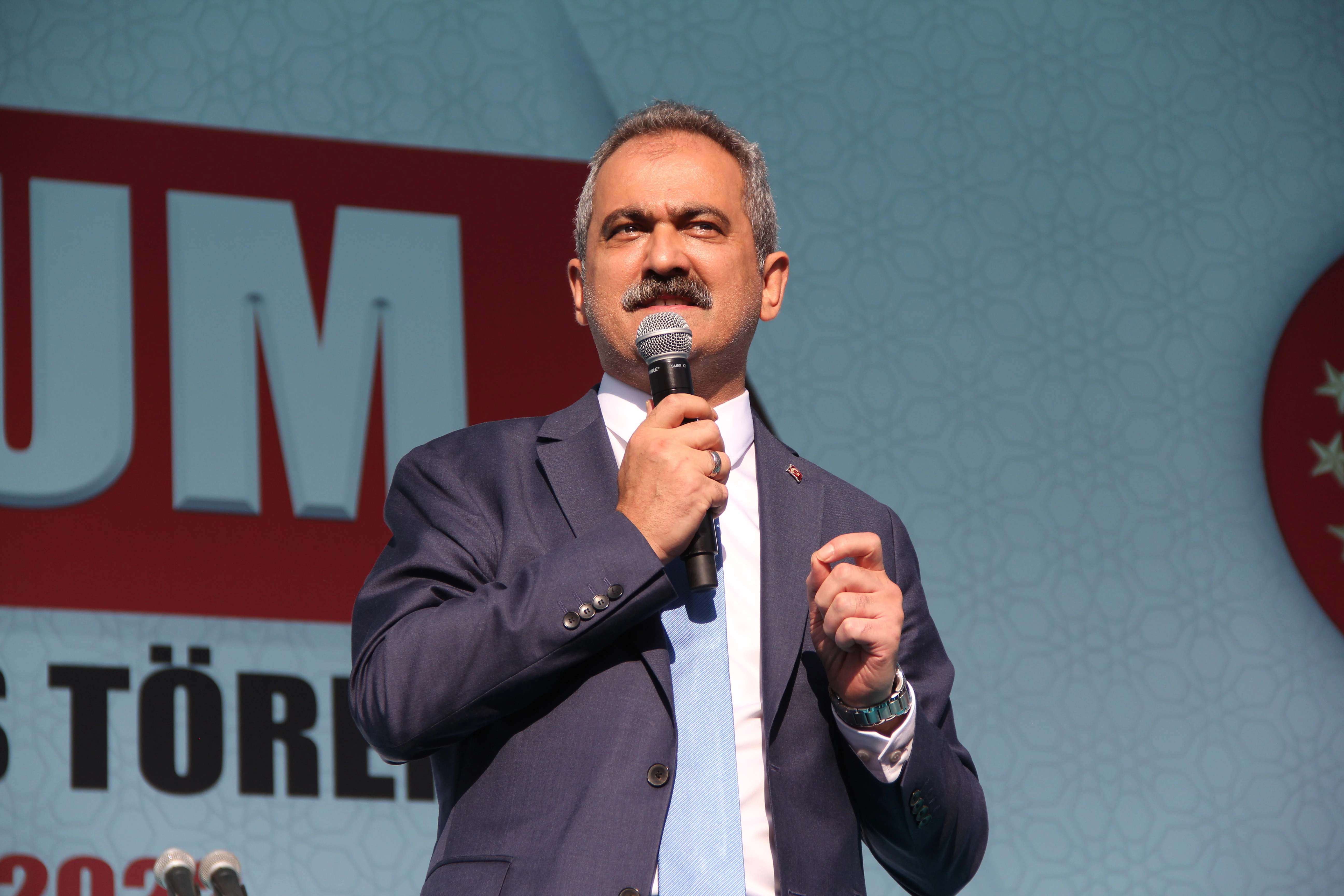 Milli Eğitim Bakanı Mahmut Özer: "Eskiden çocuklarımızın eğitime erişimleri hiç kimsenin umurunda değildi"