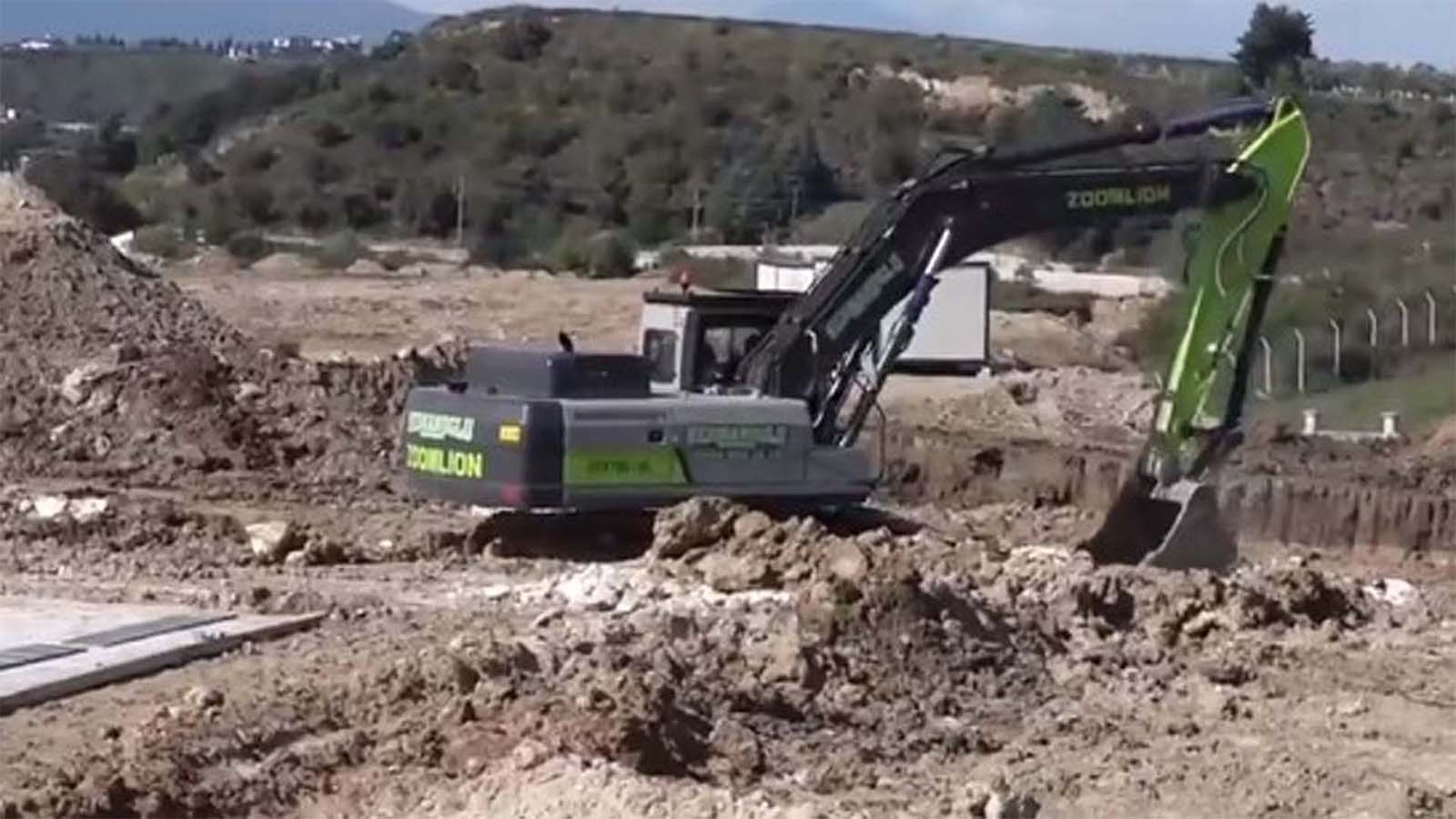 Göstermelik temeli atıldı denilen Defne devlet hastanesi 20. Gününde hızla devam ediyor!