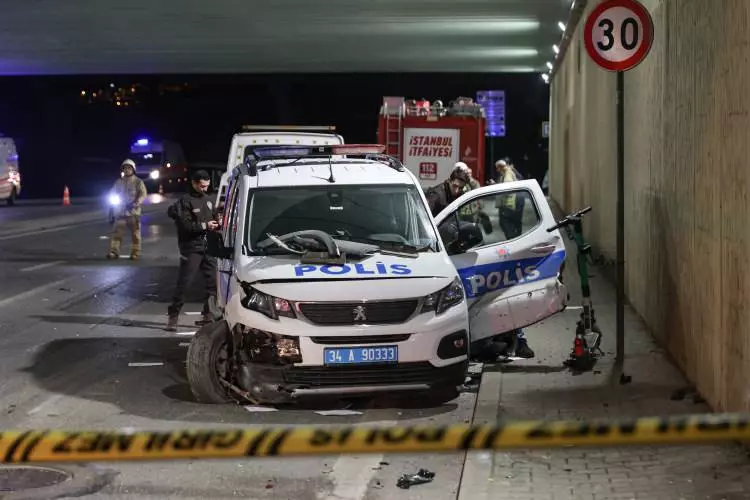 Alkollü olduğu iddia edilen sürücü, harfiyat kamyonuyla trafikte terör estirdi!