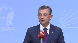 CHP genel başkanlığına aday olan Özgür Özel A takımını açıkladı