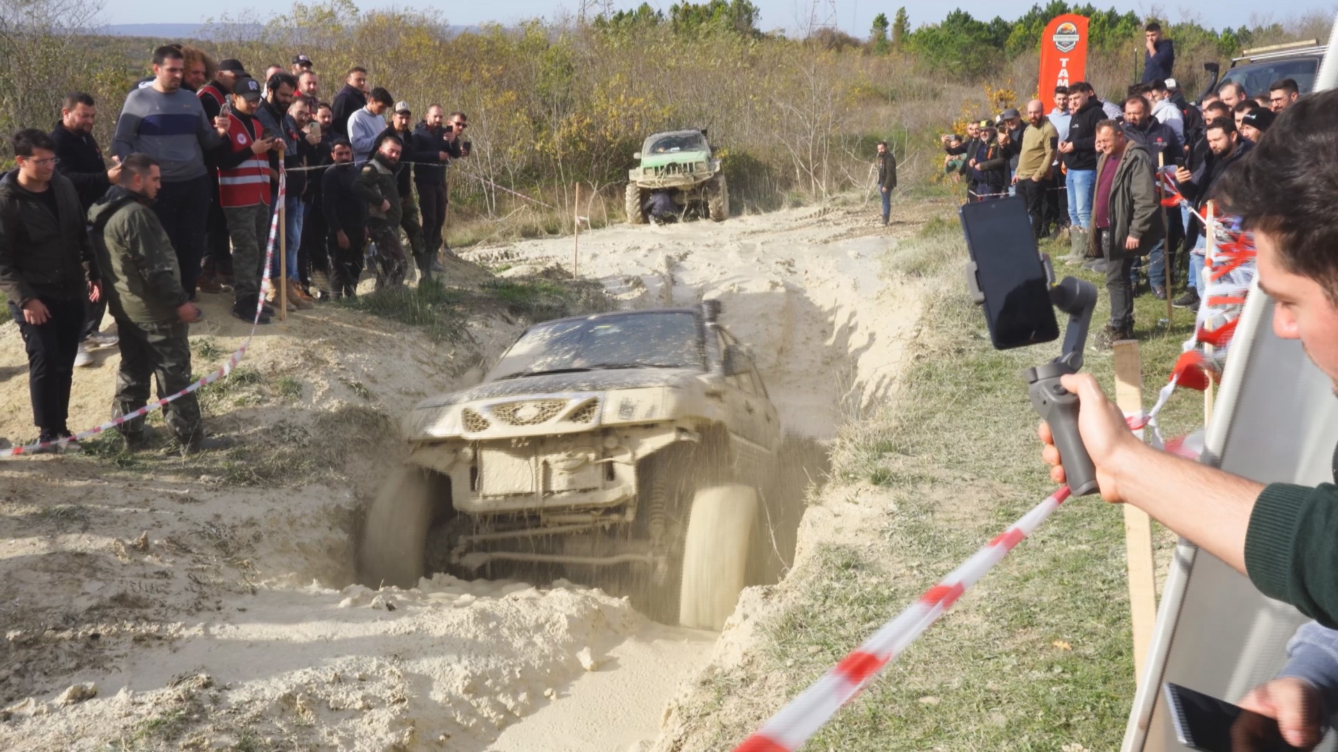 Offroad çılgınları, İstanbul’da bir araya geldi!