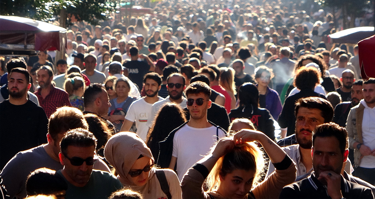 Yapılan araştırmalarla ortaya çıkarttı! Türkiye’nin yüzde 52,7’si mutlu