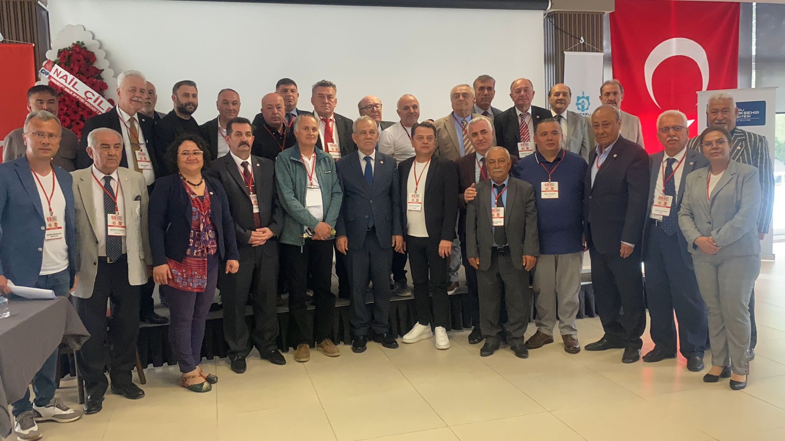 Yılmaz Karaca güven tazeledi, Oğuzhan Bayrak, Genel sekreter oldu