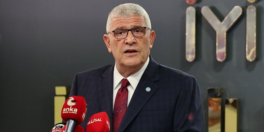 İYİ Parti için yeni dönem başlıyor! Yeni genel başkan Müsavat Dervişoğlu mazbatasını aldı