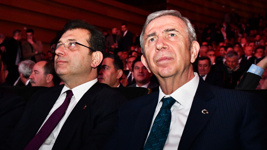 CHP'de işler iyice karıştı! Mansur Yavaşı'n adamından İmamoğlu'na olay sözler: "Siyasi kalpazan, proje çocuk"