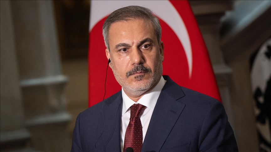 Hakan fidan Esad'ın gidişini anlattı, YPG için çok net  konuştu: ''Ya kendini fesheder ya da yok olur''