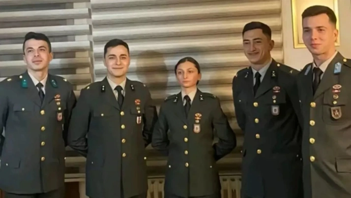 İhraç edilen teğmenlerden ilk açıklama! "Beklediğimiz şeydi, ilk gün durduğumuz yerde durmaya devam edeceğiz"