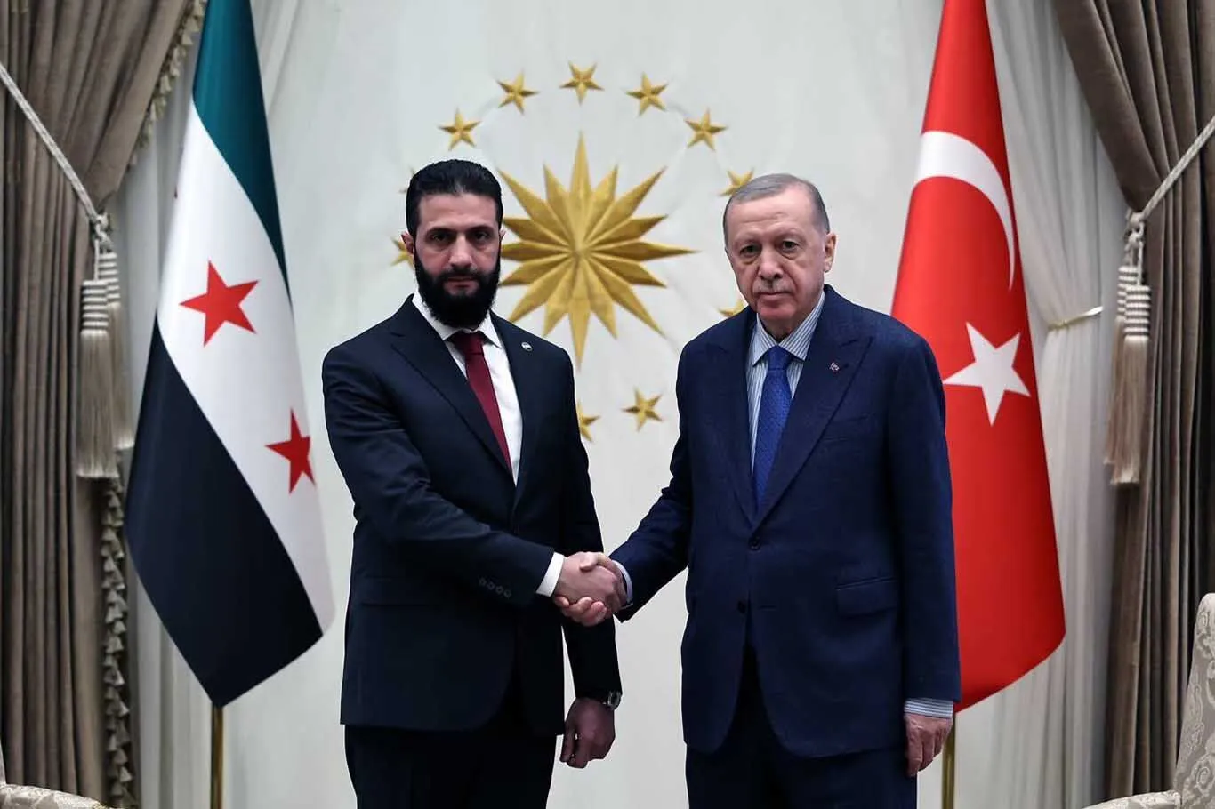 15 yıl aradan sonra tarihi ziyaret! Erdoğan, Ahmed Şara görüşmesi sonrası önemli açıklamalar
