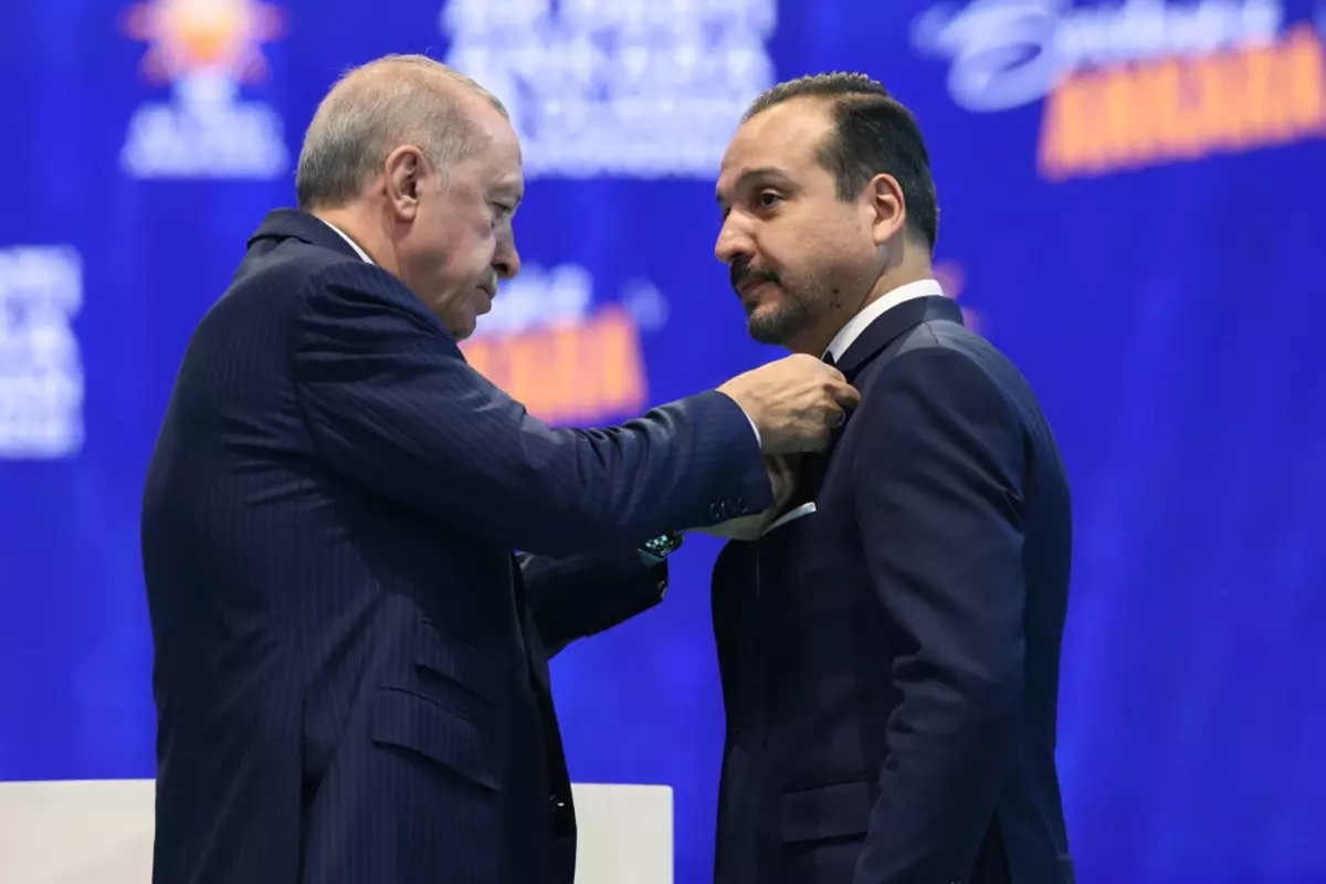 Rozetini Erdoğan takmıştı: Kürşad Zorlu'ya AK Parti'de önemli görev!