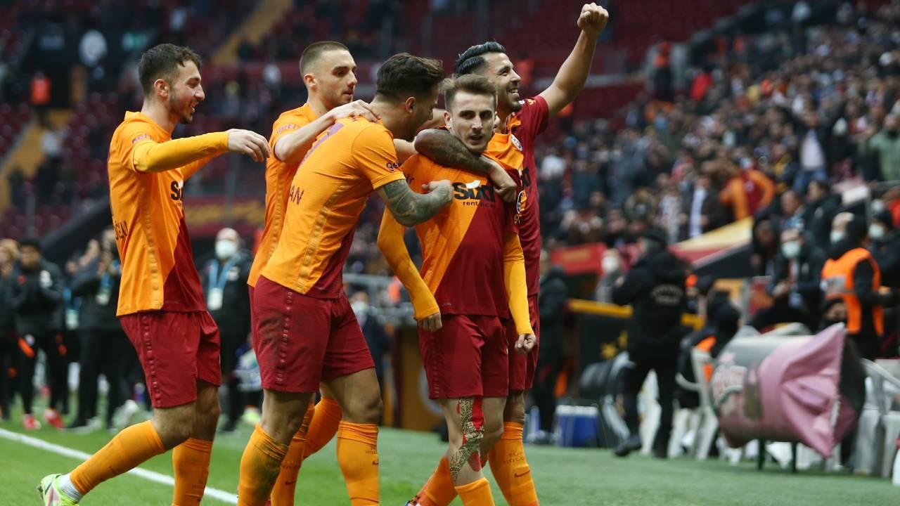 Galatasaray’da şok karar! 5 futbolcu ile yollar ayrılıyor