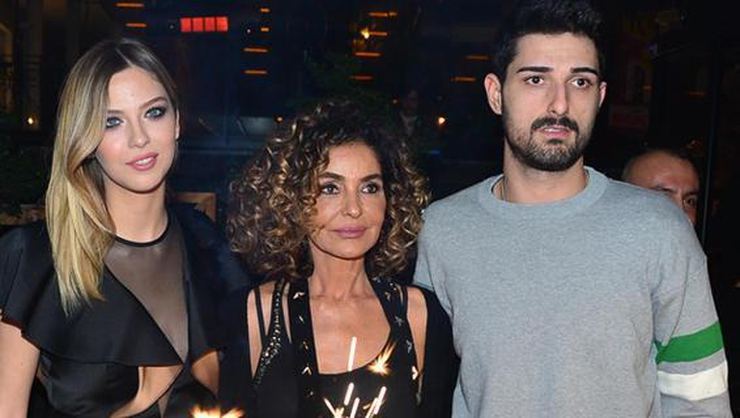 Yasemin Şefkatli İdo'yla yeni aşk yuvasına taşındı