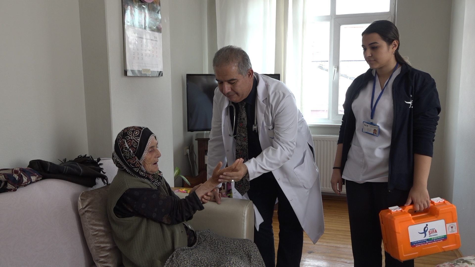 Pendik Belediyesi'nden hastalara şifa ziyareti
