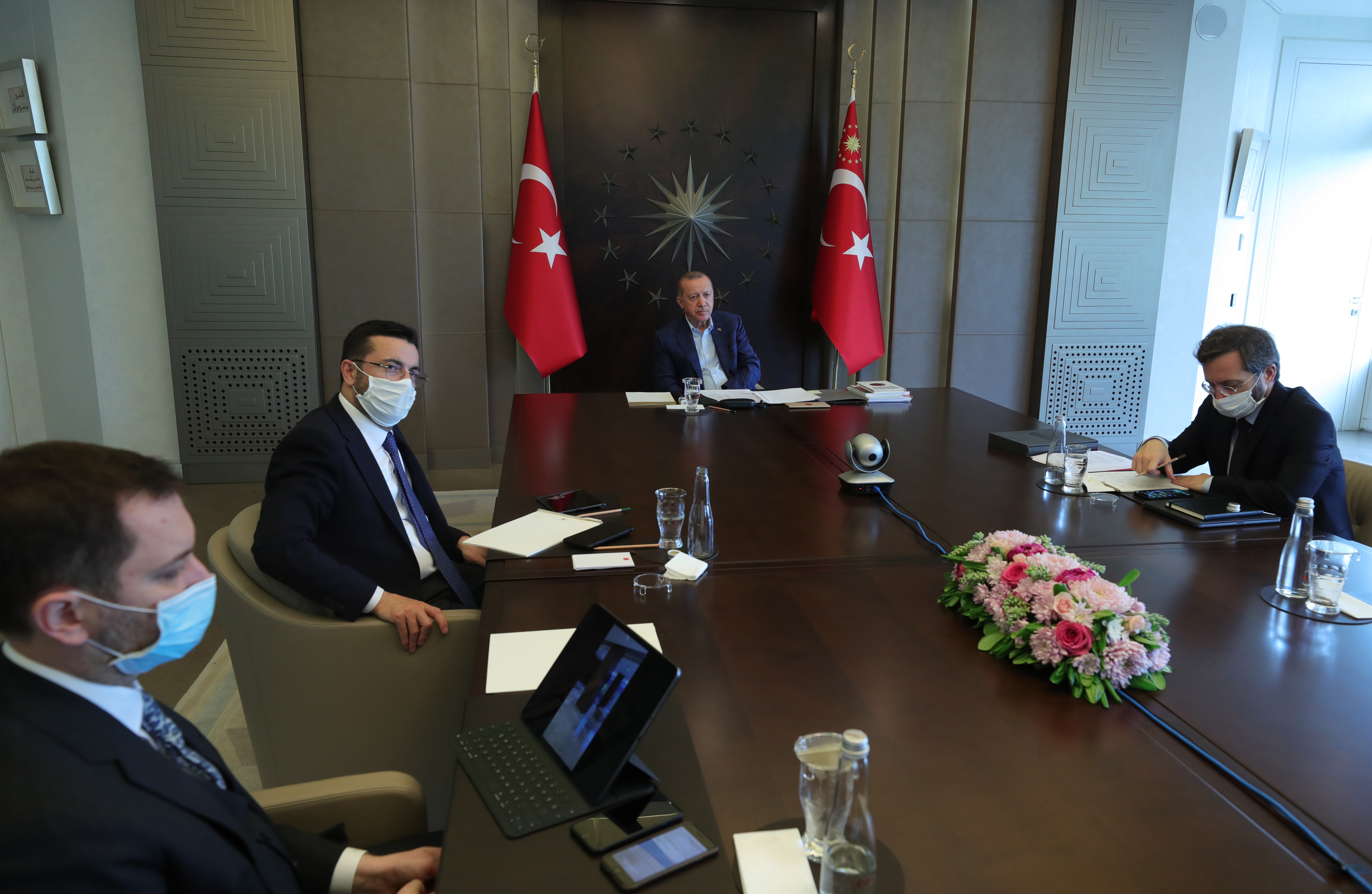 Cumhurbaşkanı Erdoğan'dan sert sözler: İnsanlarımızın zehirlenmesine izin vermeyeceğiz