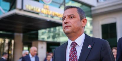 CHP’nin 'şaibeli kurultay' soruşturmasında yeni gelişme: Özgür Özel'inde içinde bulunduğu 9 milletvekilinin dosyası ayrıldı!