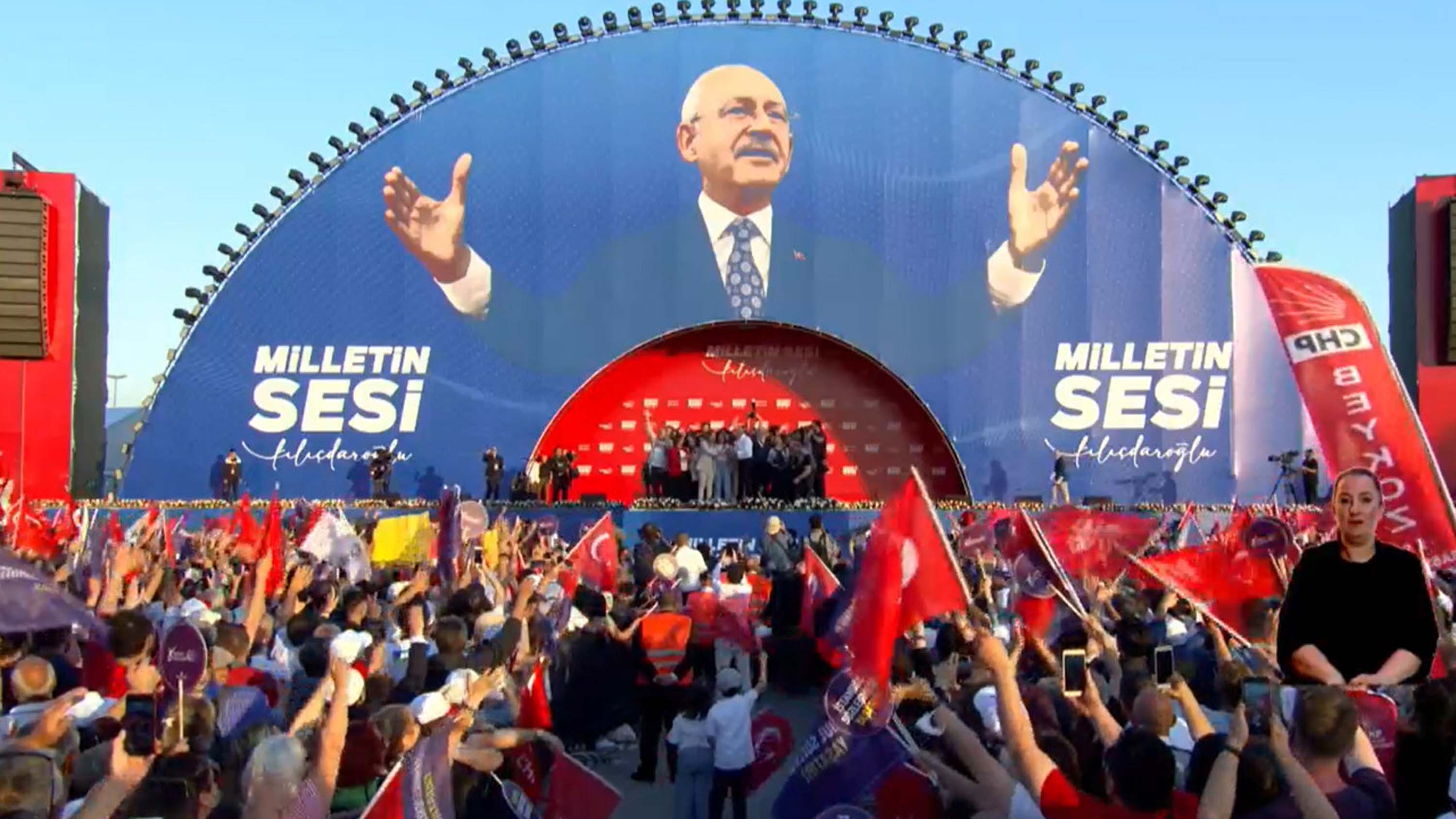 Kemal Kılıçdaroğlu'nun mitingi PKK yuvası oldu! Her yer Kandil, her yer direniş sloganları Pes dedirtti!