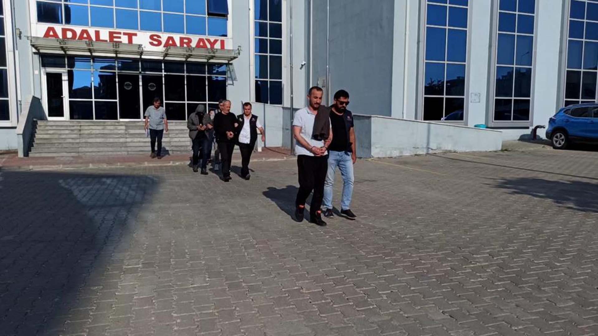 Yunanistan'a kaçarken yakalandılar! 4 FETÖ şüphelisi tutuklandı!