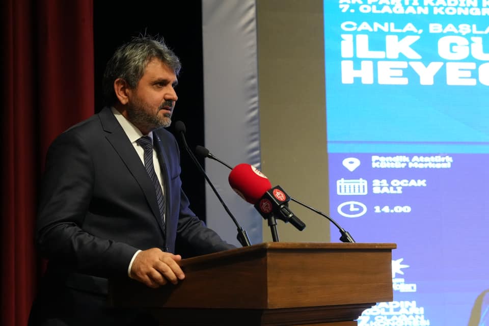 AK Parti Pendik İlçe Kadın Kolları Başkanlığı'na Zahide Fındık Seçildi
