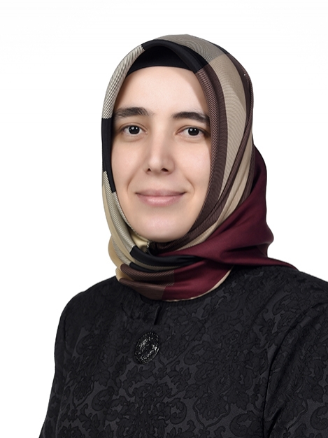 AK Parti Pendik İlçe Kadın Kolları Başkanlığı'na Zahide Fındık Seçildi