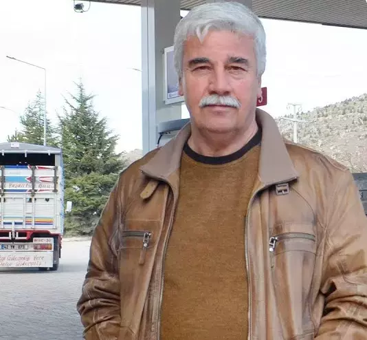 Siyasette ender görünecek olay! CHP'li Belediye Başkanı yerini MHP'liye bıraktı