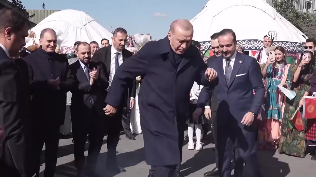 Son Dakika: Erdoğan Nevruz ateşini yaktı: Gönül coğrafyasının ortak bayramı!
